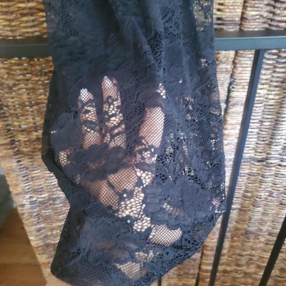 new pics! Bllack dress - Picture 10 of 14